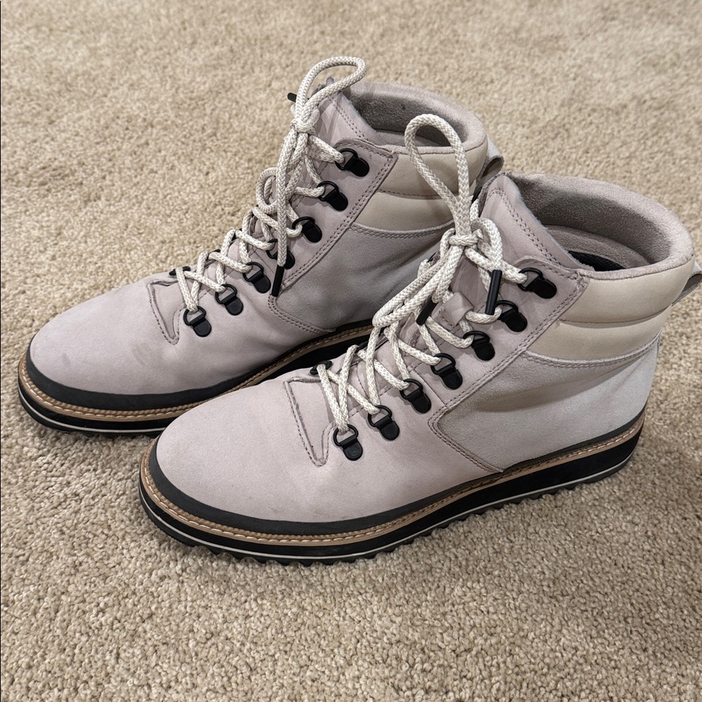 Women’s Toms Mojave Boot